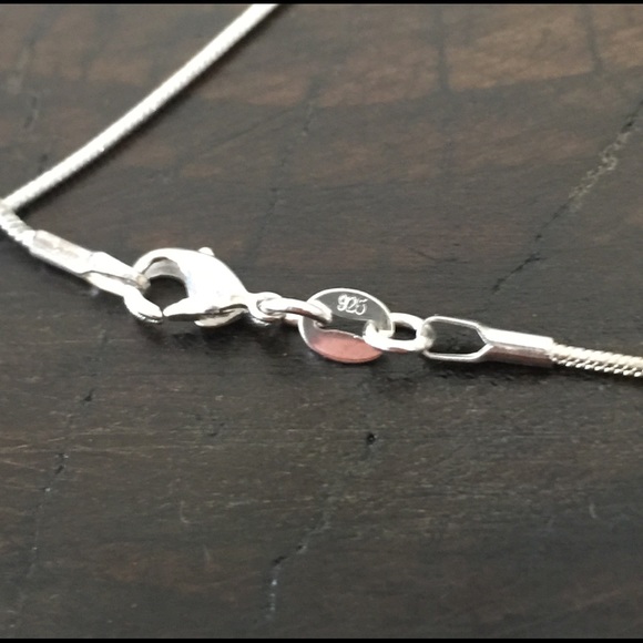 Sterling Silver Leaf Necklace and 18" Chain - Picture 3 of 3