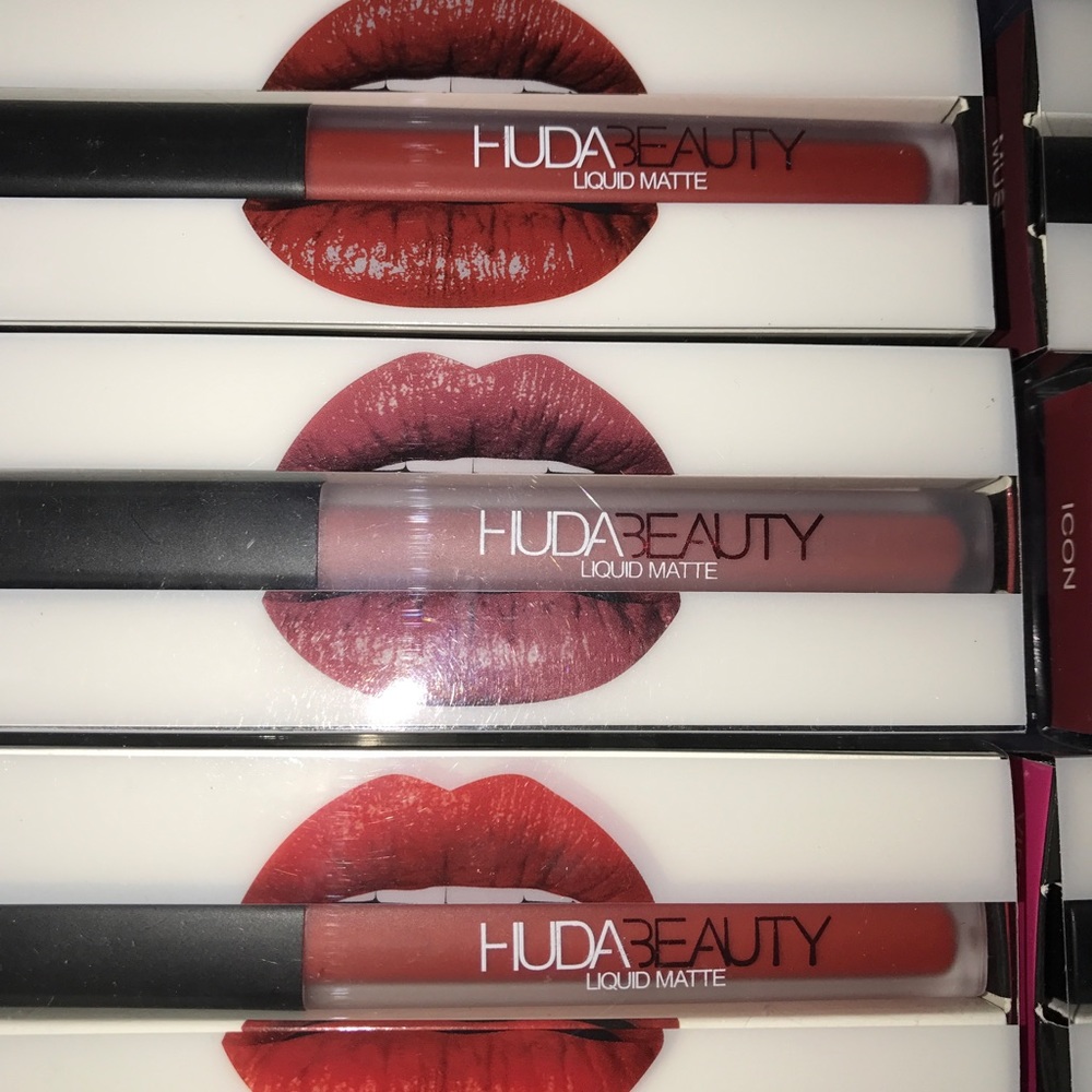 Long lasting 24/hr liquid matte lipsticks