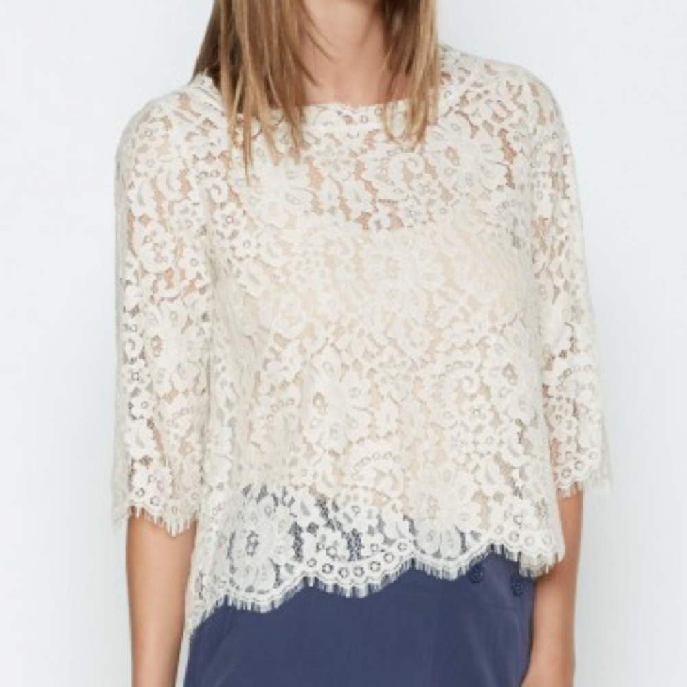Josie Elvia lace top