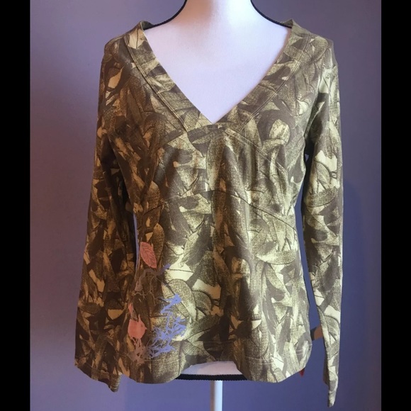 *SOlD* Theory women top talavyn B army sz L - Picture 1 of 3