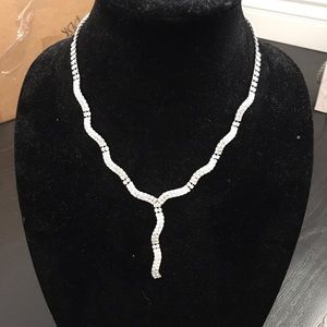 Necklace and Earring set