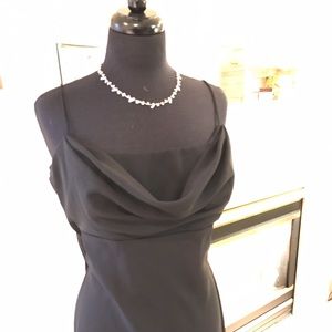 HOST PICK 🎉 TAKING OFFERS