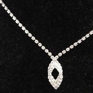 Necklace and Earring set