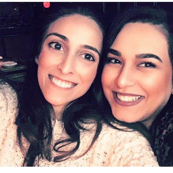 Meet your Posher, Ayla - Picture 5 of 8