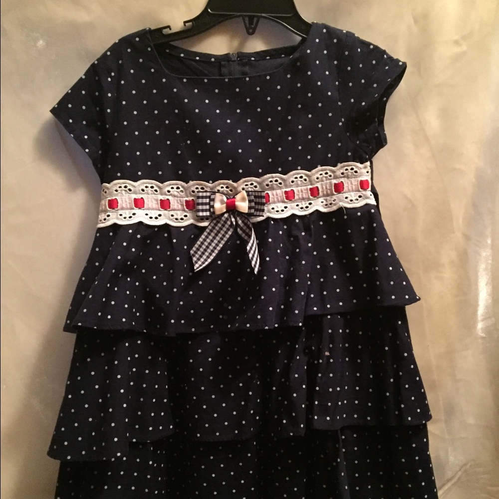 Girls dress