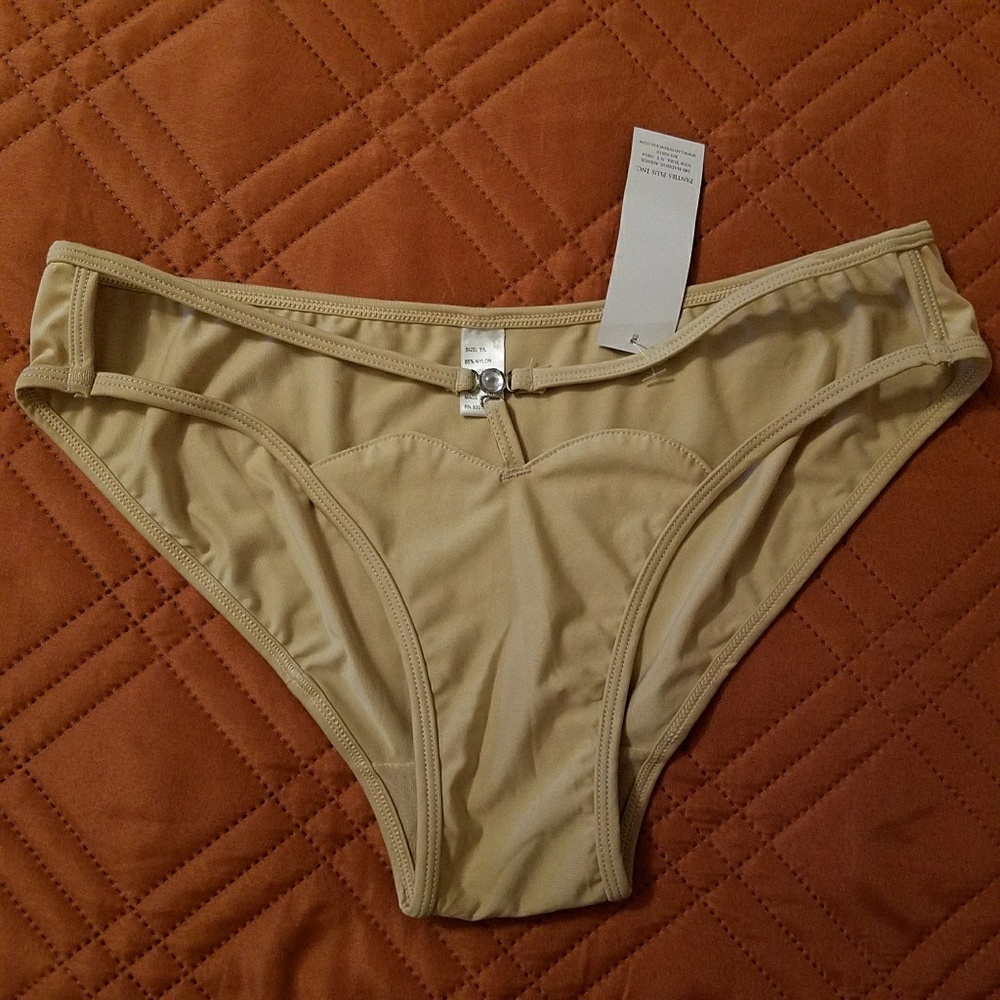 Lady Princess Cut-out Bikini w/Jewel Center SZ 7