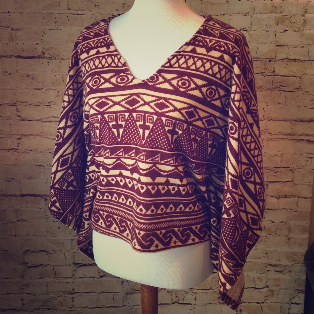 Romeo & Juliet Couture Small Poncho tribal shirt