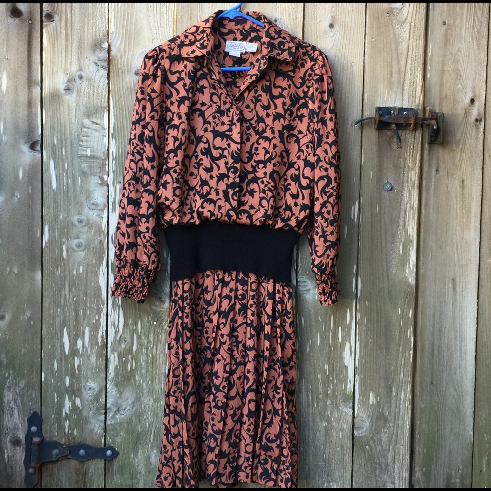 CLOSET CLEAR OUT Vtg Leslie Fay Petites dress