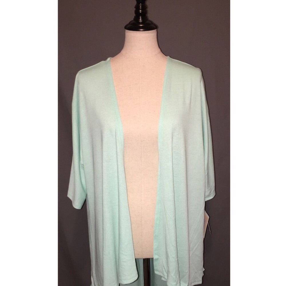NEW Small LuLaRoe Lindsay Kimono