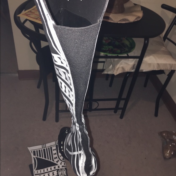 Bad Girl | A Custom Shoe concept by Saosene Fox Custom ordered Bad Girl Boots