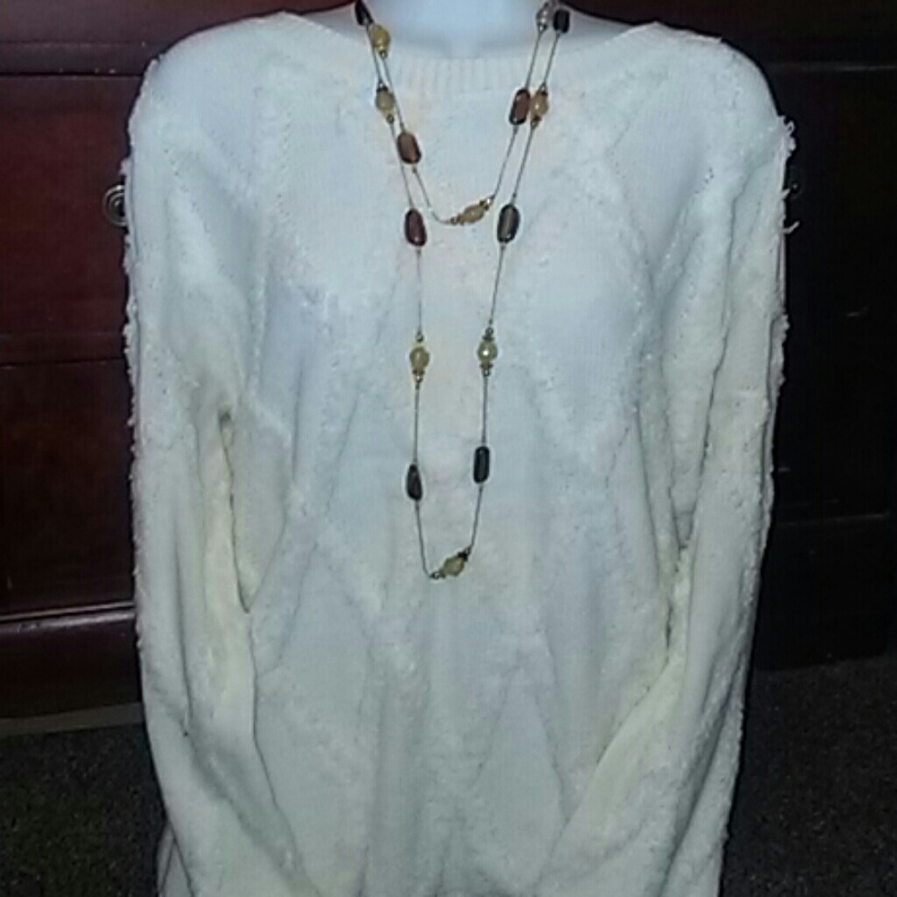 CHARMING CHARLIE CREAM SWEATER SZ XL