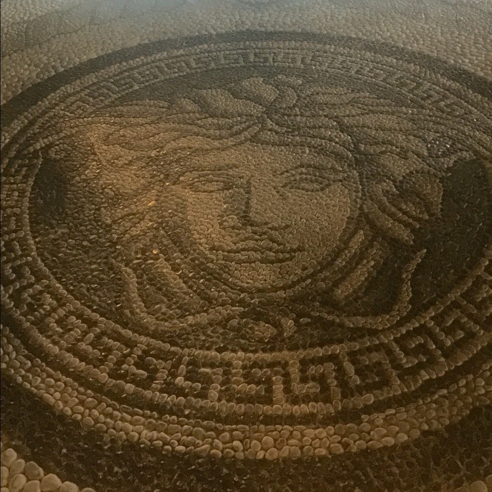 Meet your Posher, Travis