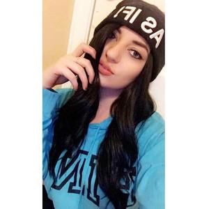 Meet your Posher, Nina