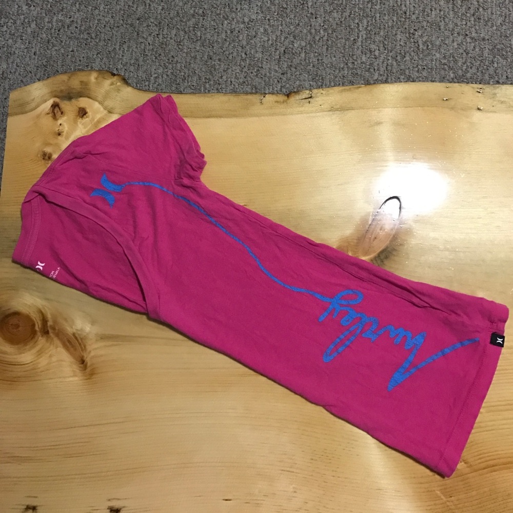 🎇 Hurley Scoop-Neck Tee