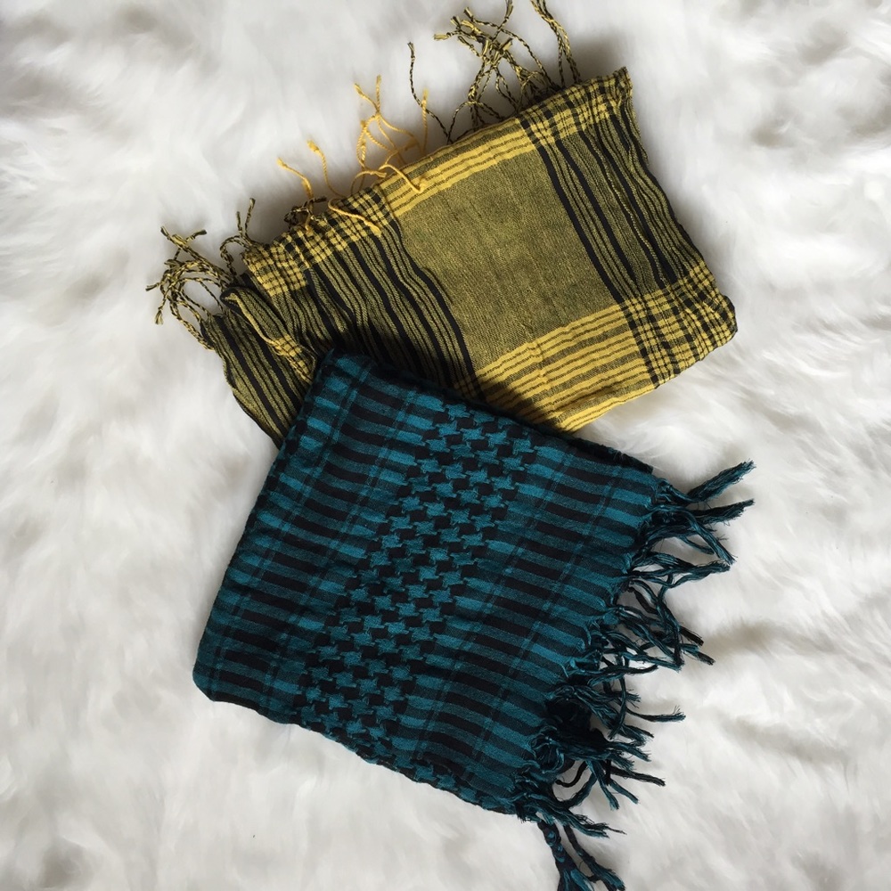 2 scarves