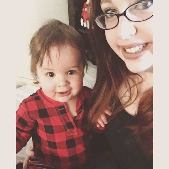 Meet your Posher, Amanda - Picture 1 of 1