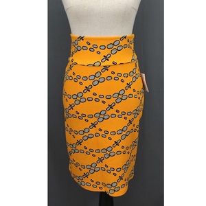 NEW Medium LuLaRoe Cassie Skirt
