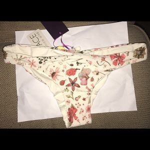 Lspace Emma bikini bottoms. XS. bitsy cut