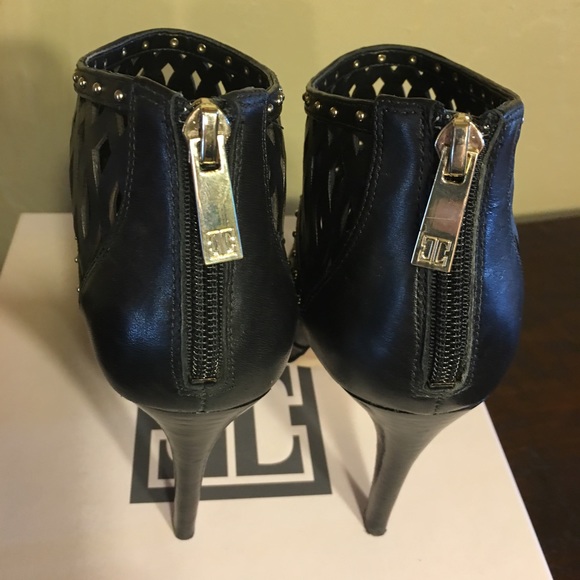 Ivanka Trump Black Leather Booties - 8.5M ITDYLAN - Picture 2 of 5