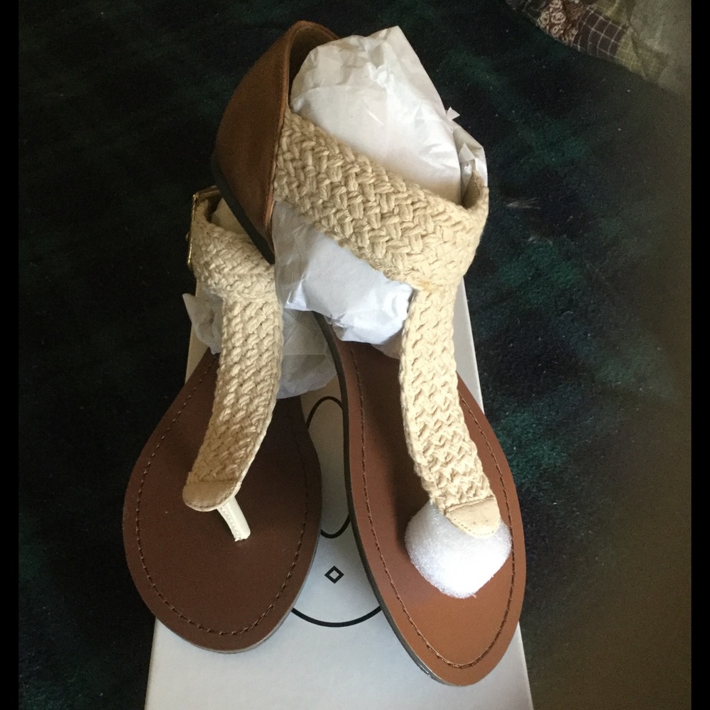 Steve Madden Sandal | Size 8 | New in Box