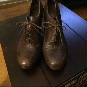 Brown leather oxford heels