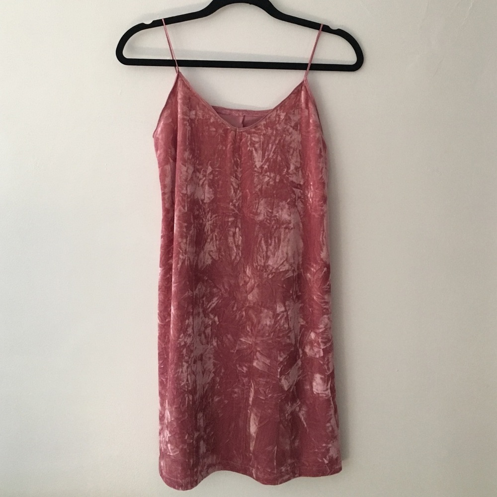 Pink Crushed velvet dress