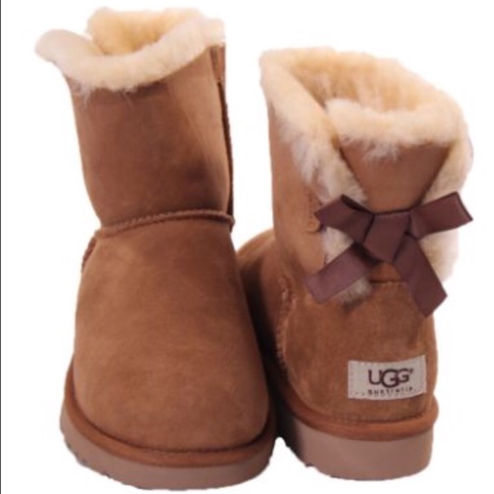 UGG mini bailey bow 🐑