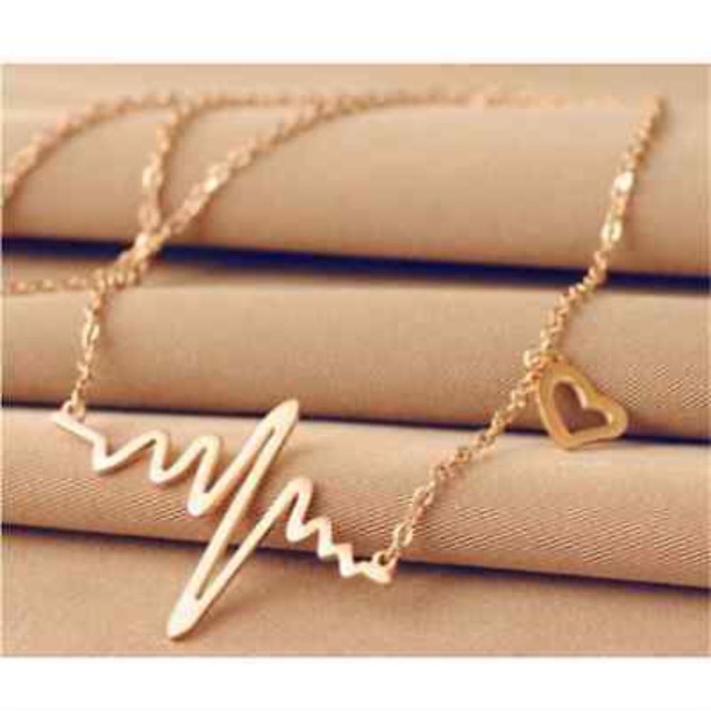 🆕 Gold Heartbeat Necklace