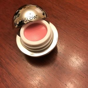 NWT glamglow poutmud wet lip balm treatment