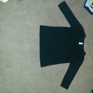 New black quarter length shirt