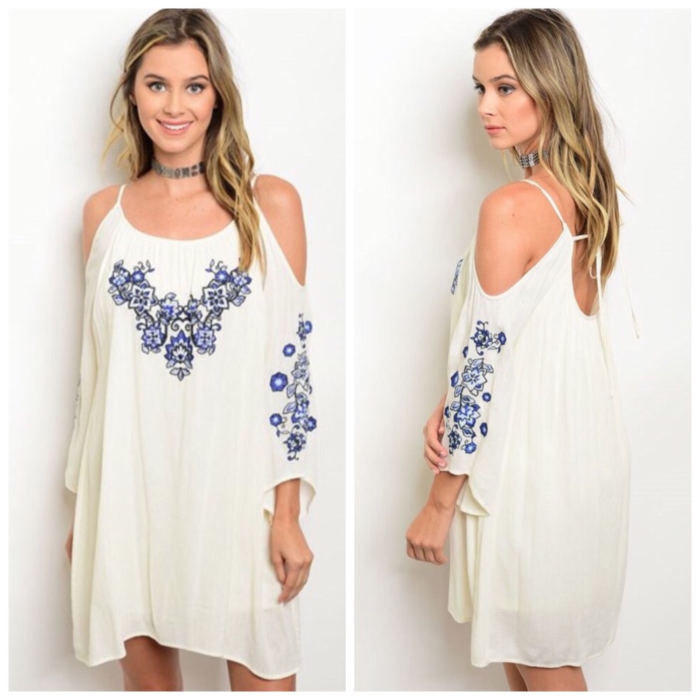 ❗️CLEARANCE❗️Ivory Blue Cold Shoulder Dress S M L - Picture 1 of 1