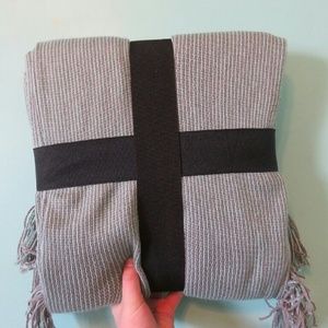 NEW Colormate blue and Gray fringe blanket