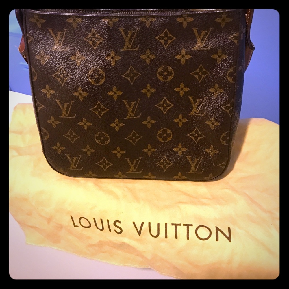 Dust bag
