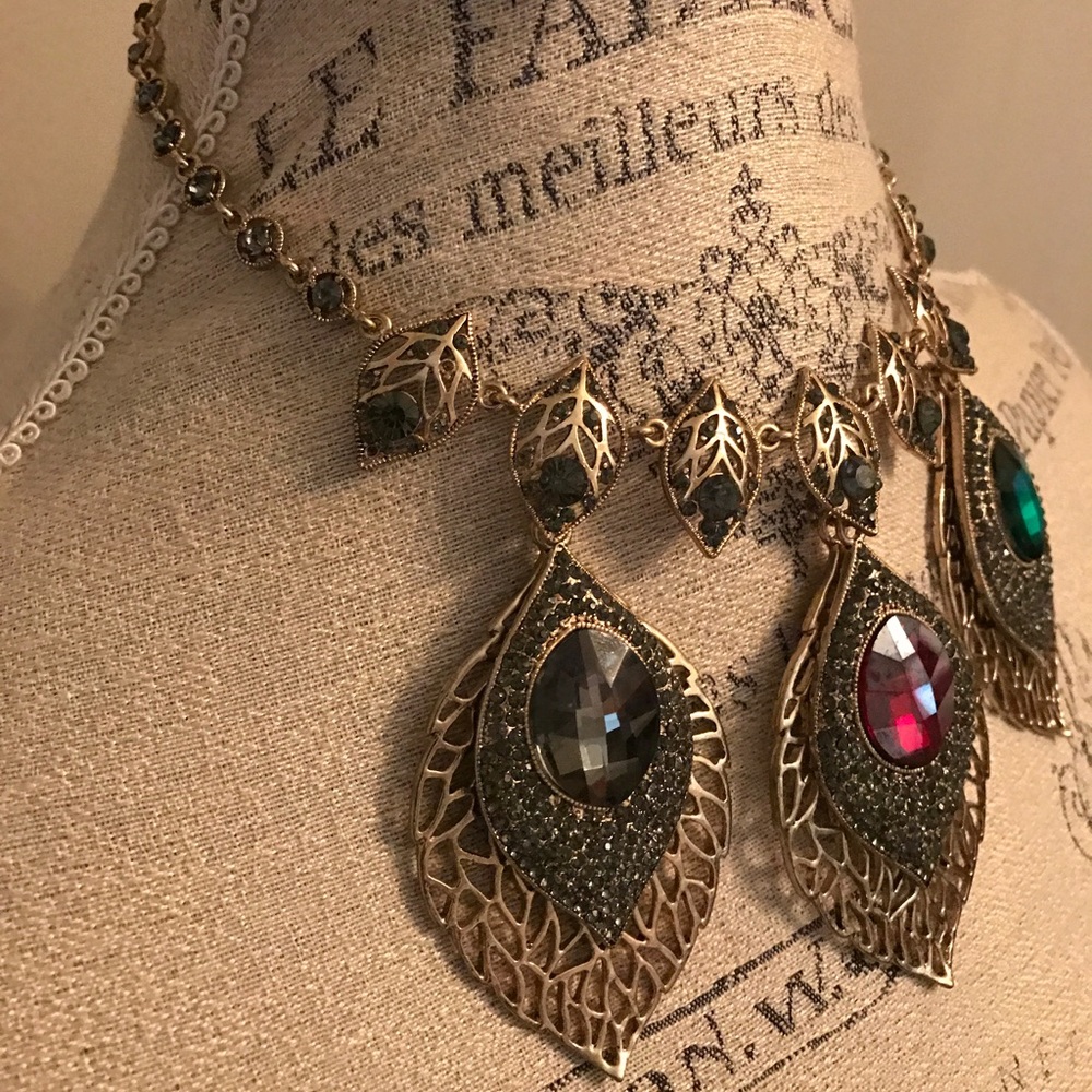 Statement necklace - Picture 3 of 4