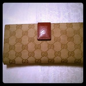 Gucci Eclipse wallet
