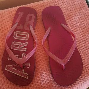 Aeropostale size 8/9 flip flops