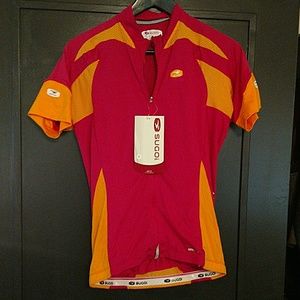 Sugoi cycling athletic shirt BNWT