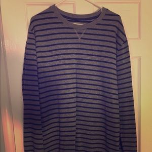 Old navy long sleeve sweater large
