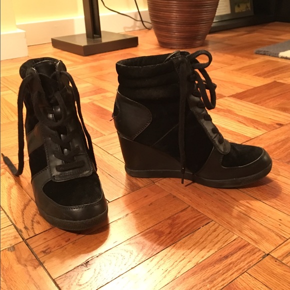 Shoes - Black wedge sneakers size 6