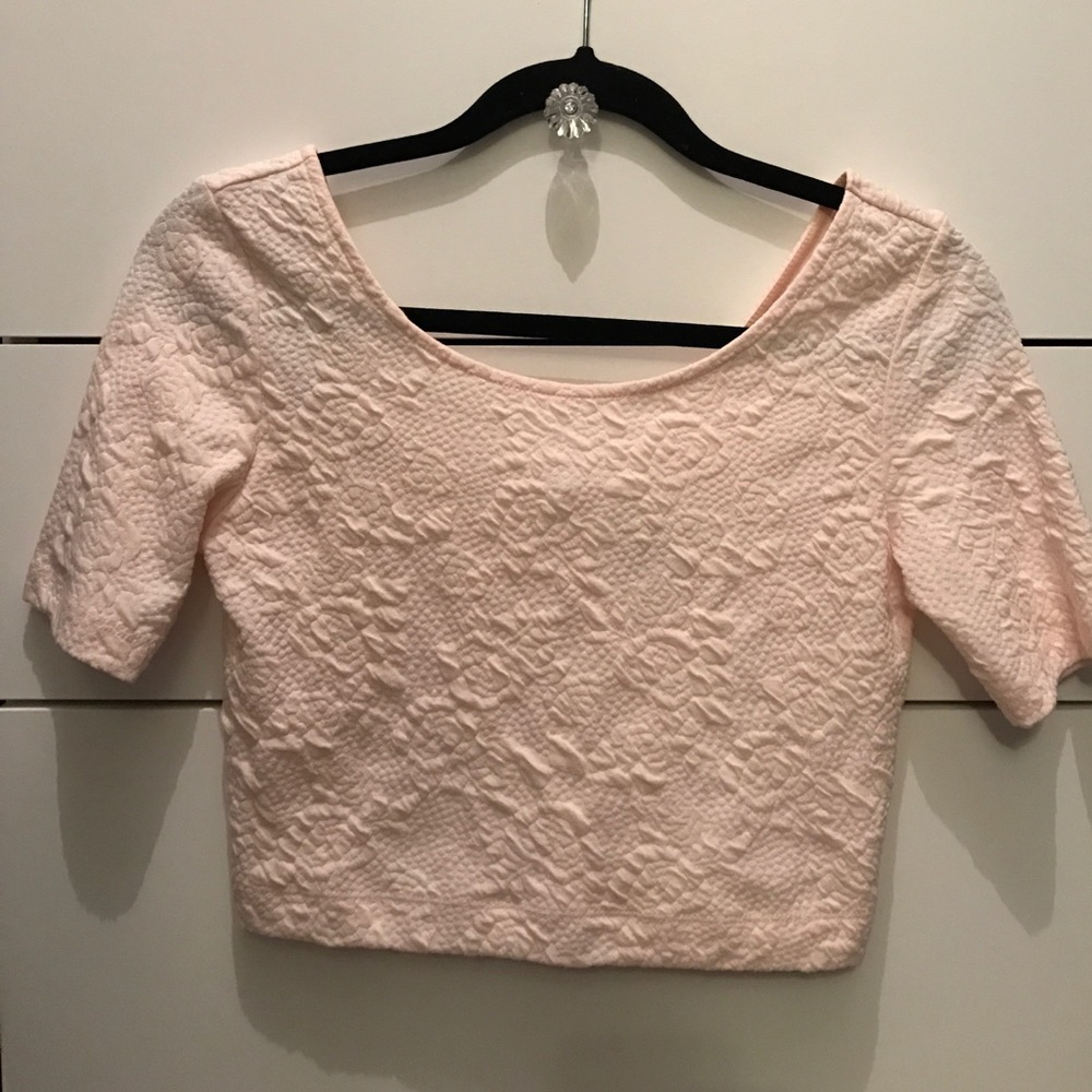 H&M Light Pink Floral Crop Top