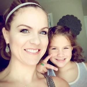 Meet your Posher, Monica