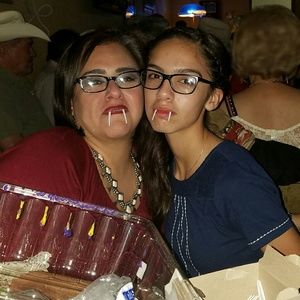 Meet your Posher, Veronica