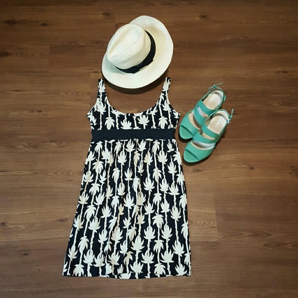 Diane von Furstenberg cream and black dress - Picture 4 of 4