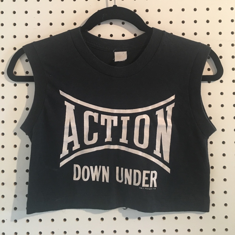 Vintage Crop action down under tank