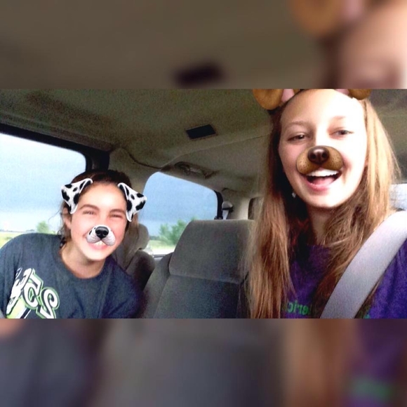 Meet your Posher, Alexus - Picture 1 of 1