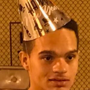 Meet your Posher, Emilio