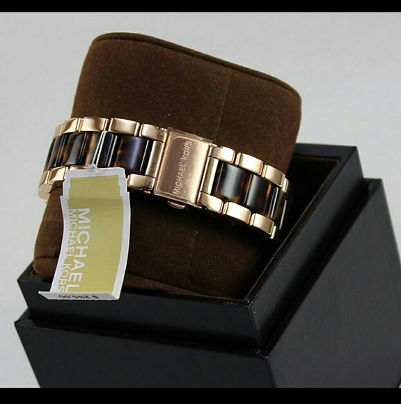 NWT Michael kors Blair rose gold watch