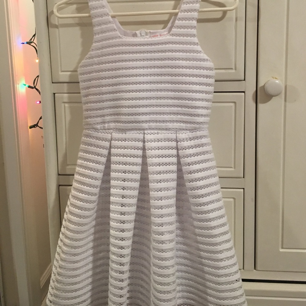 White dress (youth)