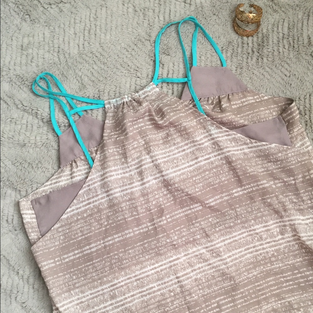 Express Tan/Taupe and White Print tank - Picture 3 of 4
