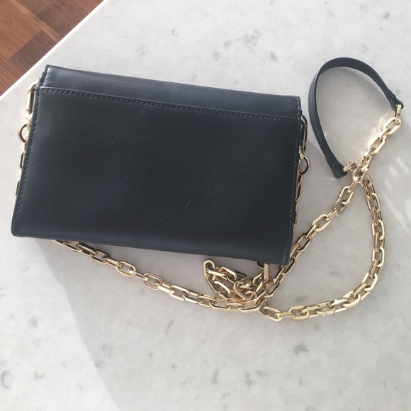 Tory Burch Robinson Wallet on a chain - Picture 4 of 4